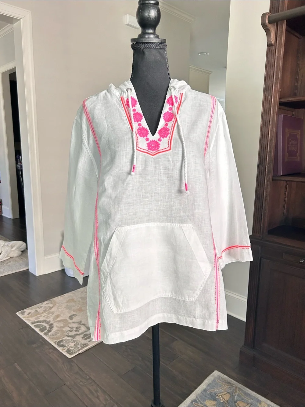 Tommy Bahama linen hooded embroidered tunic